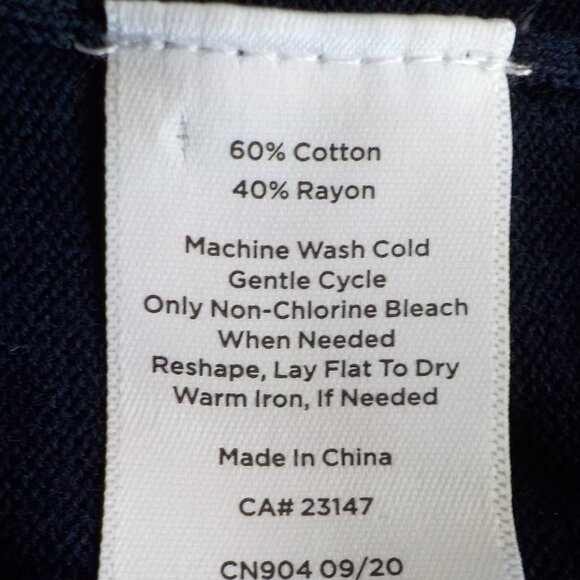 Talbots Cardigan Sweater - Hearts - Black - Medium - 3/4 sleeve  (470) - Picture 4 of 6